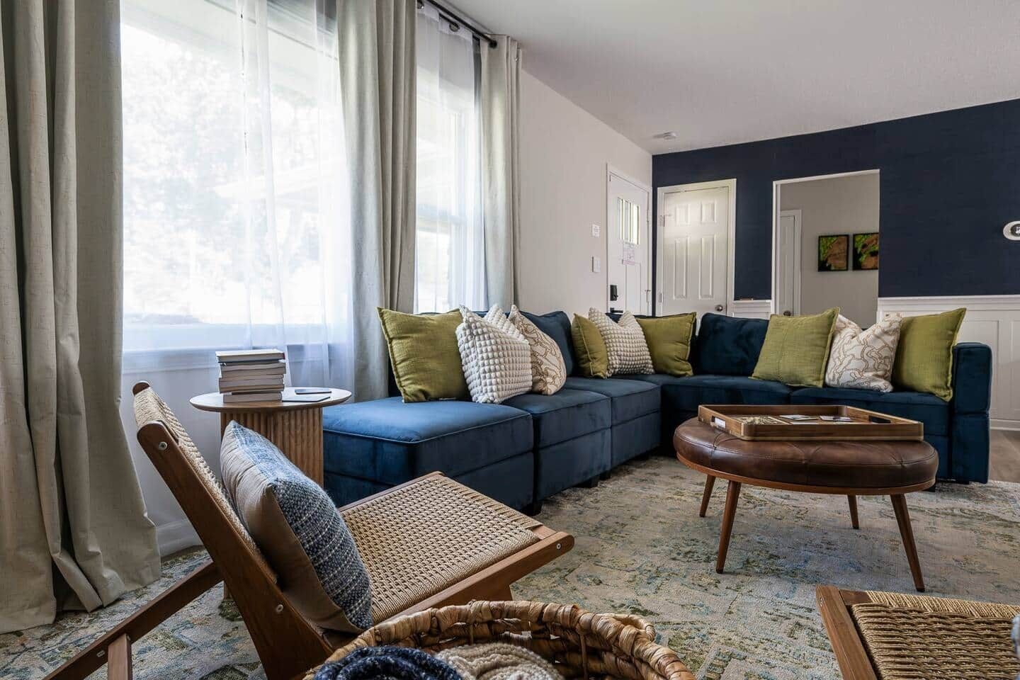 智能電視、壁爐、電子遊戲、書籍