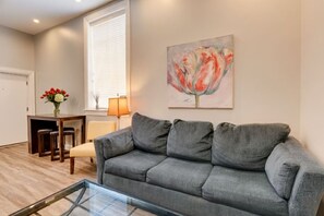 TV - Updated 1BR in East Nash-Historic Church Building (Nashville)