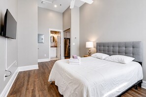Unclassified image, 2 of 39, button - King-bed Historic loft near East Nashville with parking (Nashville)