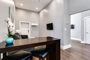 Unclassified image, 3 of 39, button - King-bed Historic loft near East Nashville with parking (Nashville)
