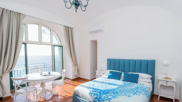 Deluxe Apart Daire, Deniz Manzaralı