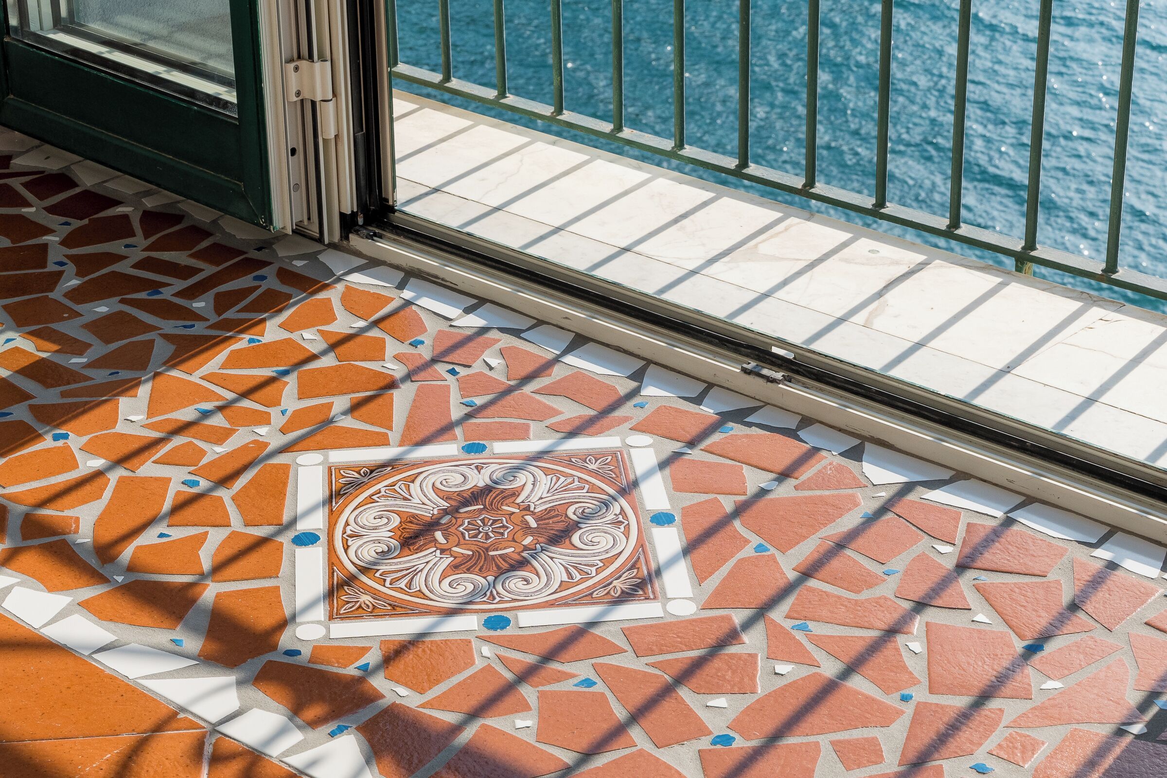 Appartamento Deluxe, vista mare | Una cassaforte in camera, Wi-Fi gratuito