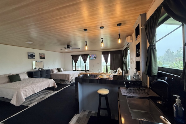 1 bedroom, in-room safe, free WiFi, bed sheets