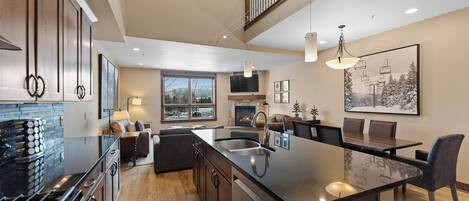 Condo (2 Bedrooms) | Vista frontal de la propiedad