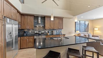 Condo (2 Bedrooms) | Exterior