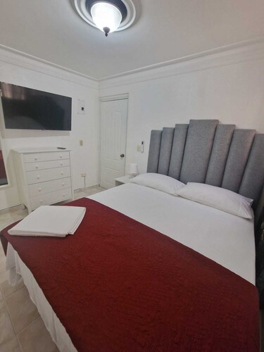 Cozy 3 rooms cabin in tranquil Santiago de los Caballeros with AC and wifi