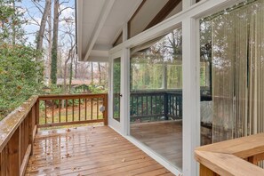 Terrace/patio - 3-bedroom furnished retro rancher in Easley with fenced yard (Easley)