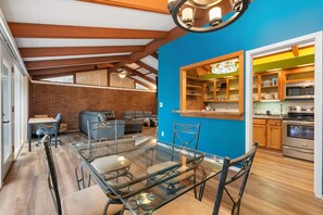 Interior - 3-bedroom furnished retro rancher in Easley with fenced yard (Easley)