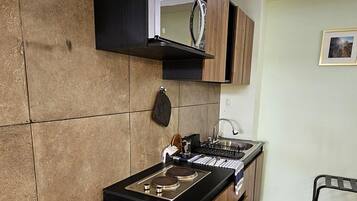 Peralatan masak/sendok-piring