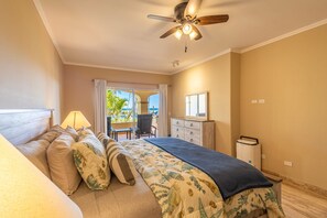 Iron/ironing board, free WiFi, bed sheets, wheelchair access - 2BR Condo King Suites, Prime San Jose Location (San Jose del Cabo)