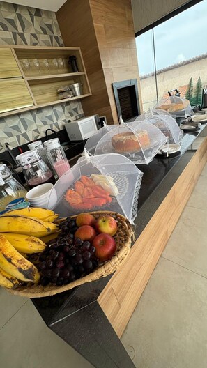 Desayuno continental incluido todos los días 