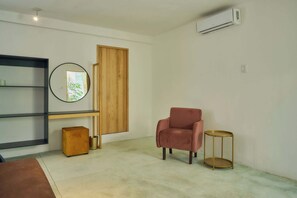 Room - Casa Orbit AC Pool Jacuzzi Central Location (Oaxaca)