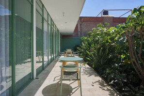 Room - Casa Orbit AC Pool Jacuzzi Central Location (Oaxaca)