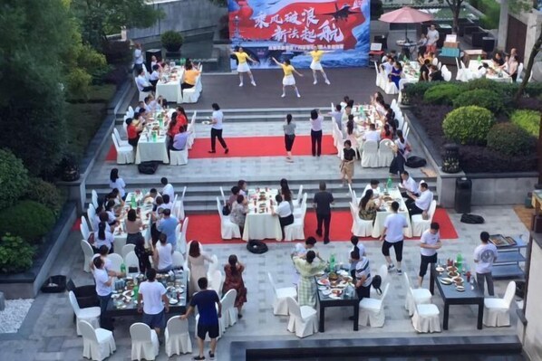 Alberca al aire libre