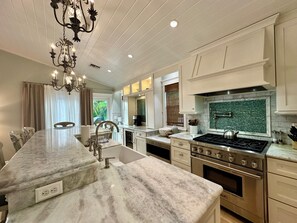 Fridge, microwave, oven, stovetop - Sea Glass Cottage North End Of Anna Maria• 2bed/2 bath w/ pool Steps to Beach (Anna Maria)