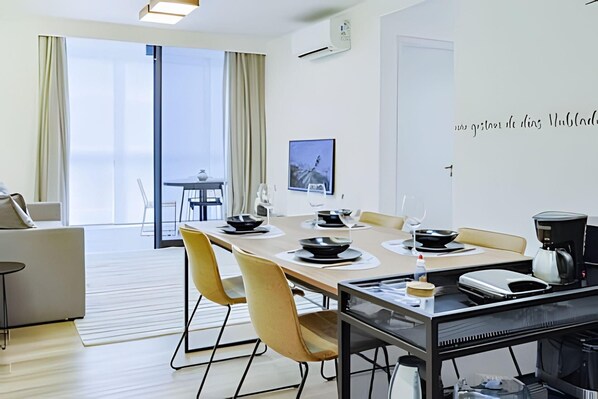 Dining - Homeco - Conforto na Esqui Praia (Niteroi)