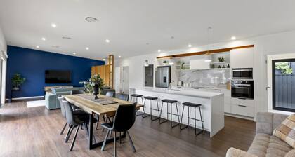 Family Friendly on Peasmoor - sleeps 8