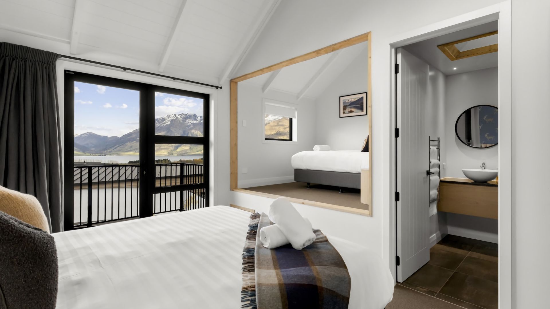 Strykejern/-brett, wi-fi og sengetøy