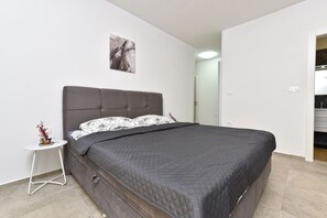 Internet - Studio apartment 2414/179168 (Istria - Pjescana Uvala), 50m from the beach (Pjescana Uvala)