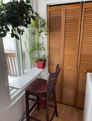 Interior - Cute apartment in Quartier St-Sauveur. Ideally located close to everything. (Québec)