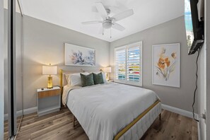 3 bedrooms, desk, iron/ironing board, free WiFi - Gate Yard, Garage, Hot Tub, 4-Bed, Golf, Mira Mesa (San Diego)