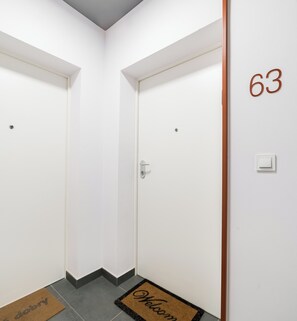 Interior - Jeżyce Apartment with Garden (Poznań)