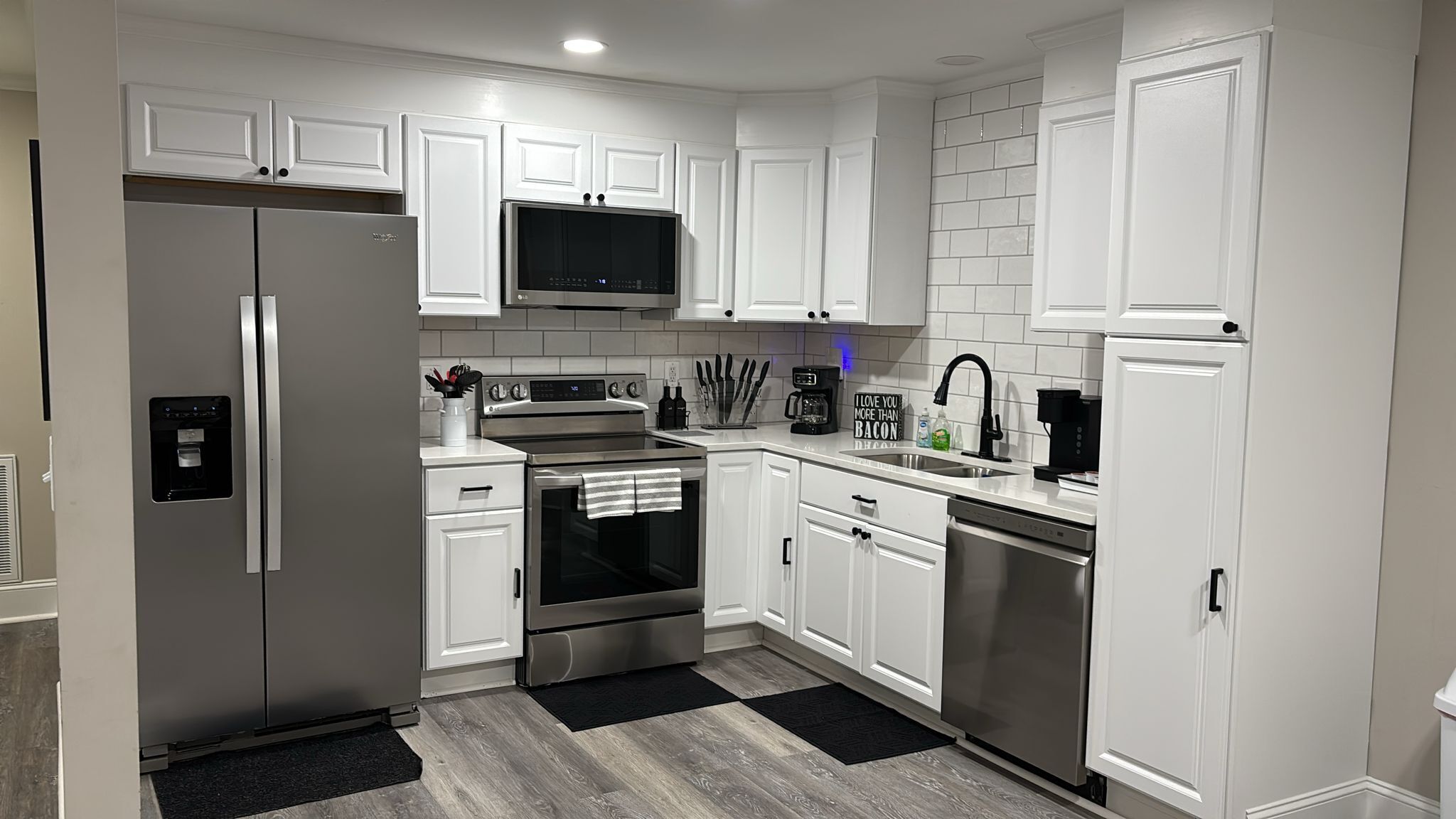 Microwave, oven, stovetop, dishwasher