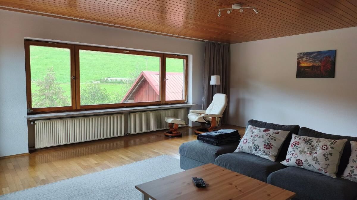 Ferienwohnung mit Blick über die Landschaft-Ferienwohnung Heidfellersch