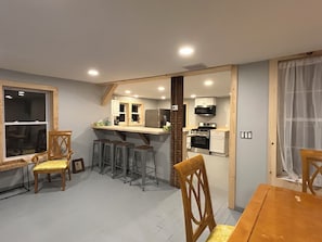 Fridge, microwave, oven, stovetop - Newly Renovated Sprawling 3 BR farmhouse in Jamaica on the river with 30 acres (Jamaica)