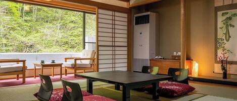 Phòng có thiết kế đặc sắc, quang cảnh núi | Truy cập Internet không dây miễn phí