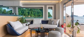 Experience a Luxurious Overnight Escape Aboard a Private Yacht in Singapore