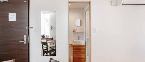 Comfort Quadruple Room, Non Smoking