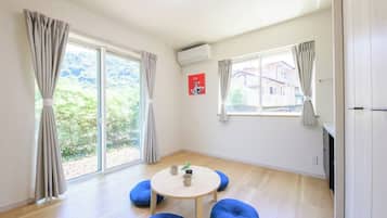 Pillow-top beds, desk, laptop workspace, blackout curtains