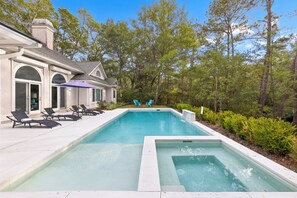 Beheizter Pool