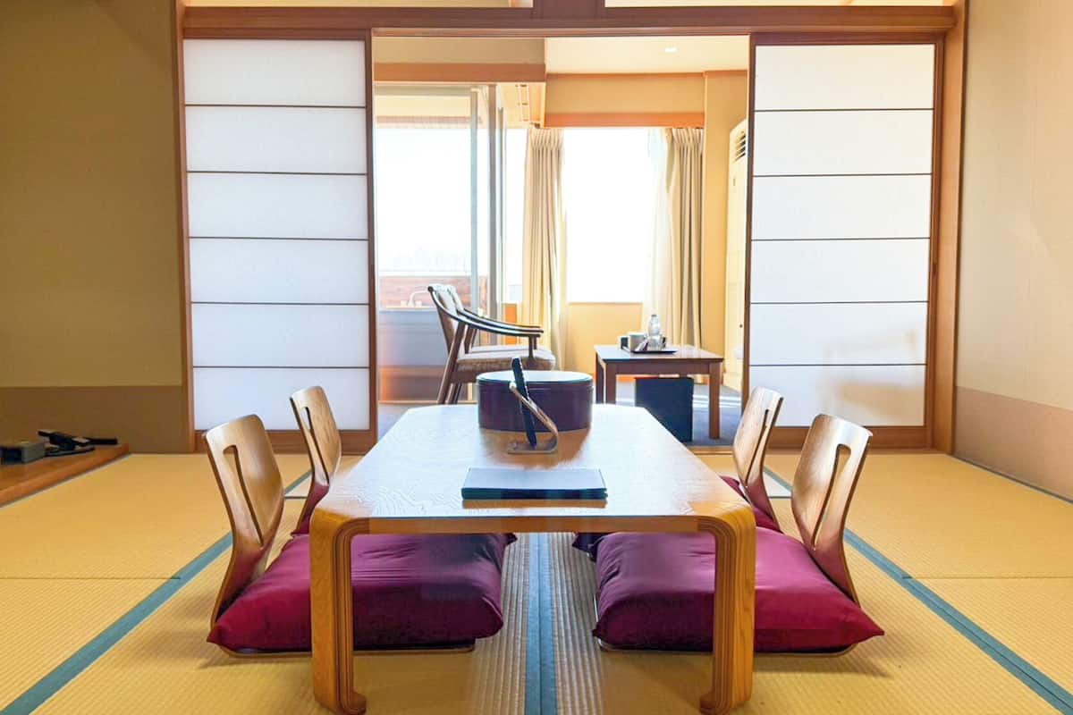 和風クワドラプルルーム マウンテンビュー | WiFi (無料)