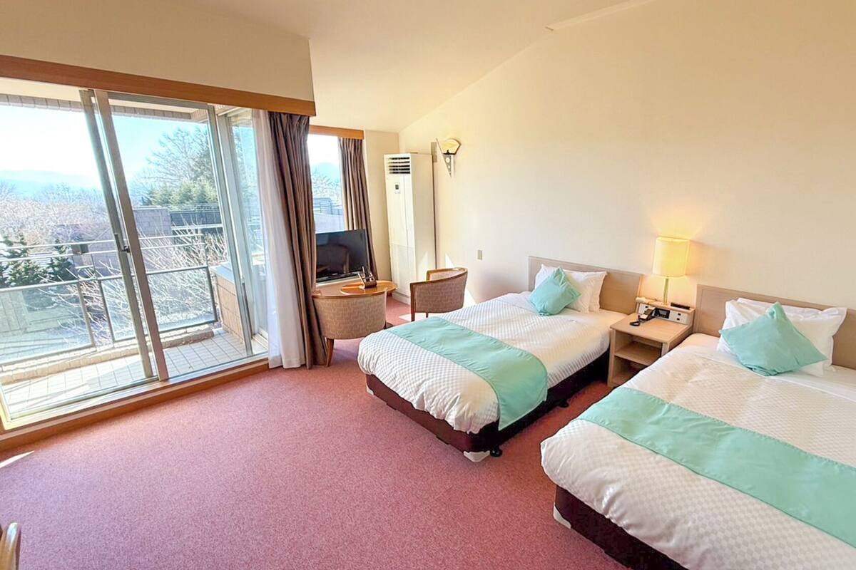 スタンダード ツインルーム マウンテンビュー | WiFi (無料)