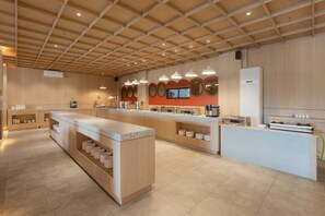 Restaurant - MAXONE Batam (Batam)