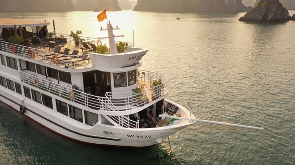 Beka Cruise - Cat Ba
