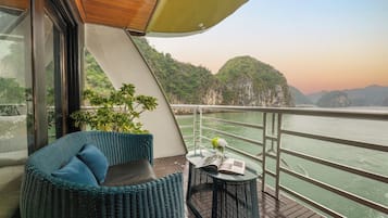 豪華三人房, 海灣景 | 陽台