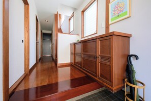 Basic Townhome, Balcony | Free WiFi - Koyurugi (Odawara)