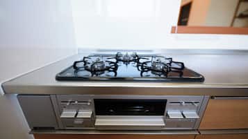 Basic Townhome, Balcony | Private kitchen