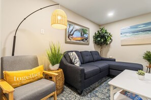 Smart TV - Tranquil Private Hot Tub, 3 Min Walk To Beach (Panama City Beach)