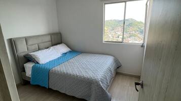 3 dormitoris, wifi gratuïta i roba de llit