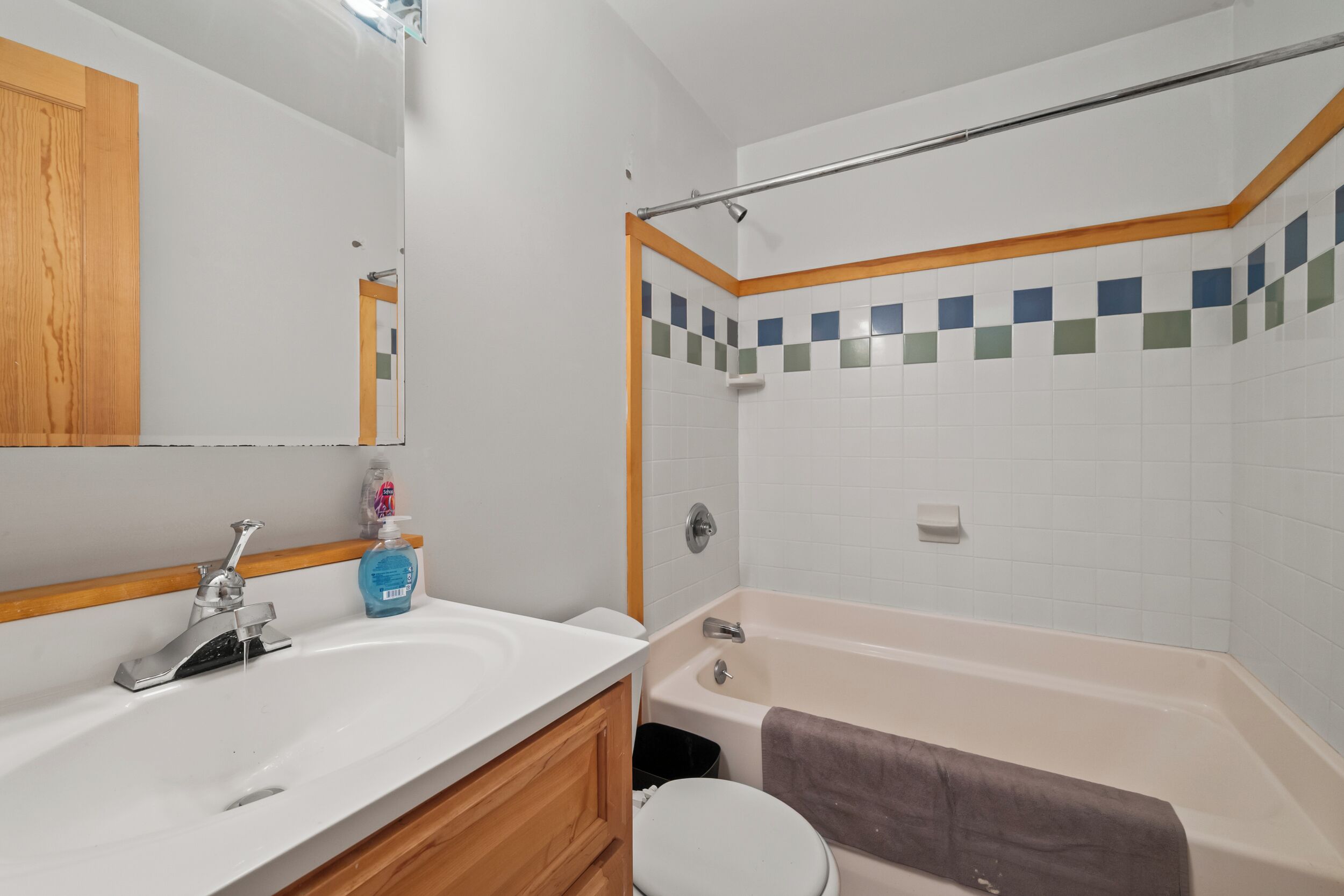 Shower, towels