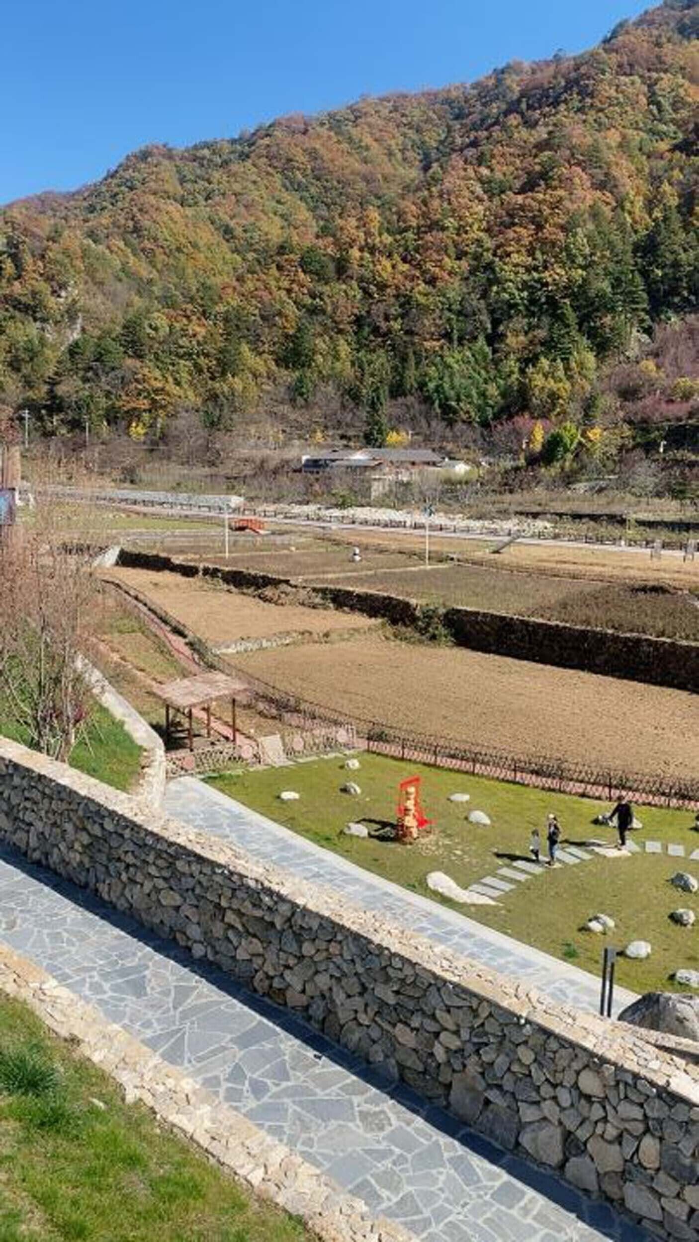 المنشأة من الخارج