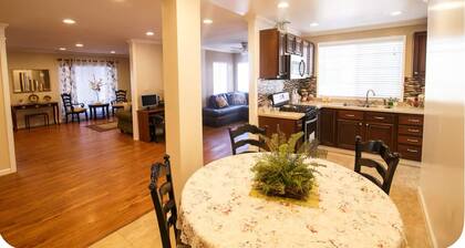 Gorgeous 3-bedroom house in delightful Carson neighborhood perfect for families