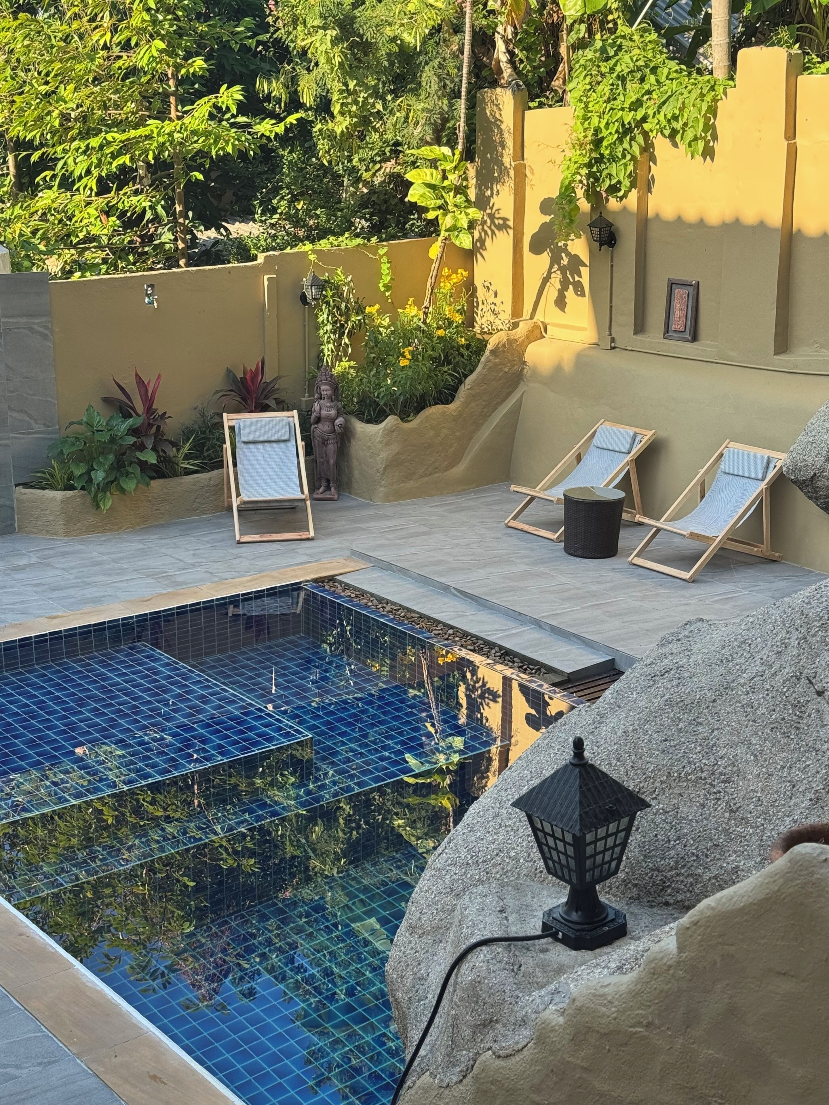 Kolam renang outdoor