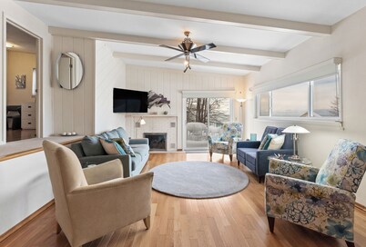 Views of Lake Michigan - Pet friendly rental - Walking distance to beach