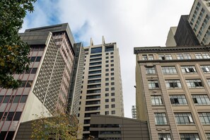 Exterior - Chic Room at Adina City Life Hotel (Auckland)