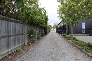 Property grounds - St Albans 2 Bed with Parking (Christchurch)